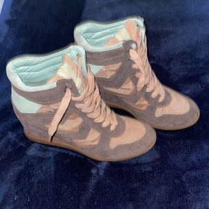 Sam Edelman Limited Edition Wedge Sneakers- Size 8- Slightly worn.